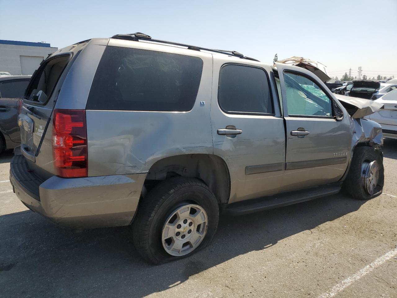2007 Chevrolet Tahoe - Image 3