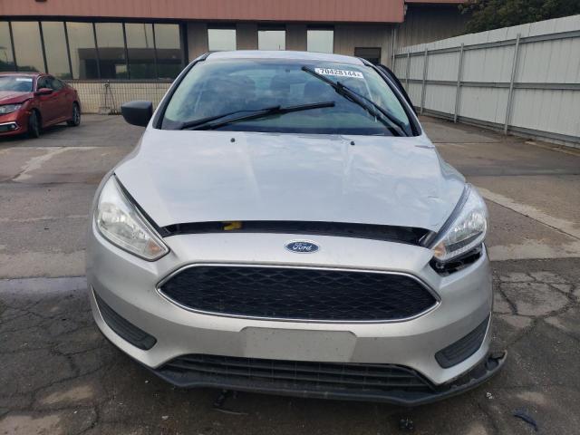  FORD FOCUS 2016 Серебристый