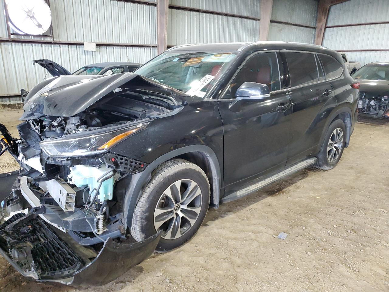 5TDGZRBH3MS146679 2021 TOYOTA HIGHLANDER - Image 1