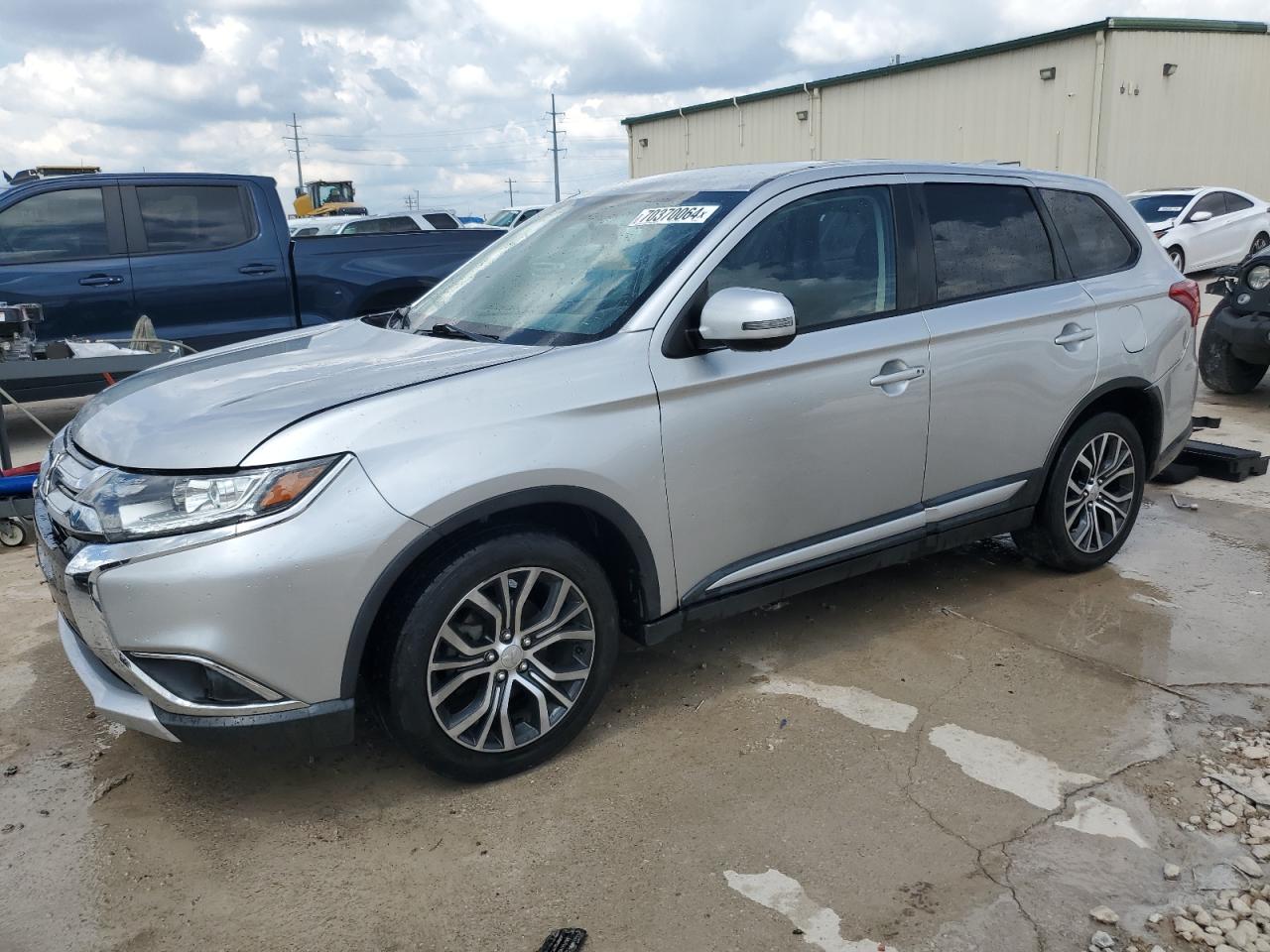 2018 Mitsubishi Outlander Se VIN: JA4AD3A35JZ039810 Lot: 70370064