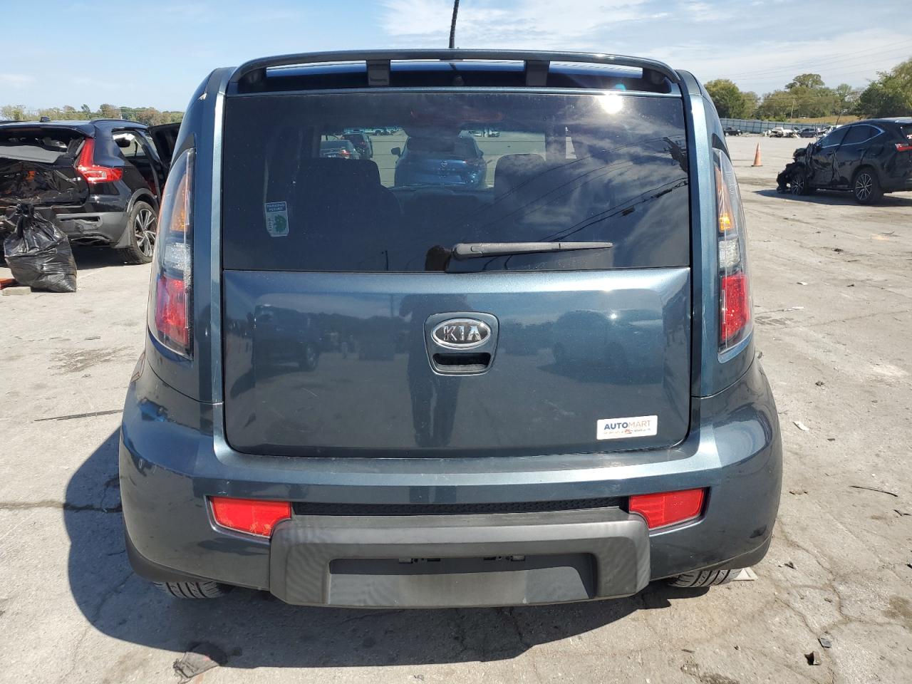 KNDJT2A24B7204088 2011 Kia Soul +