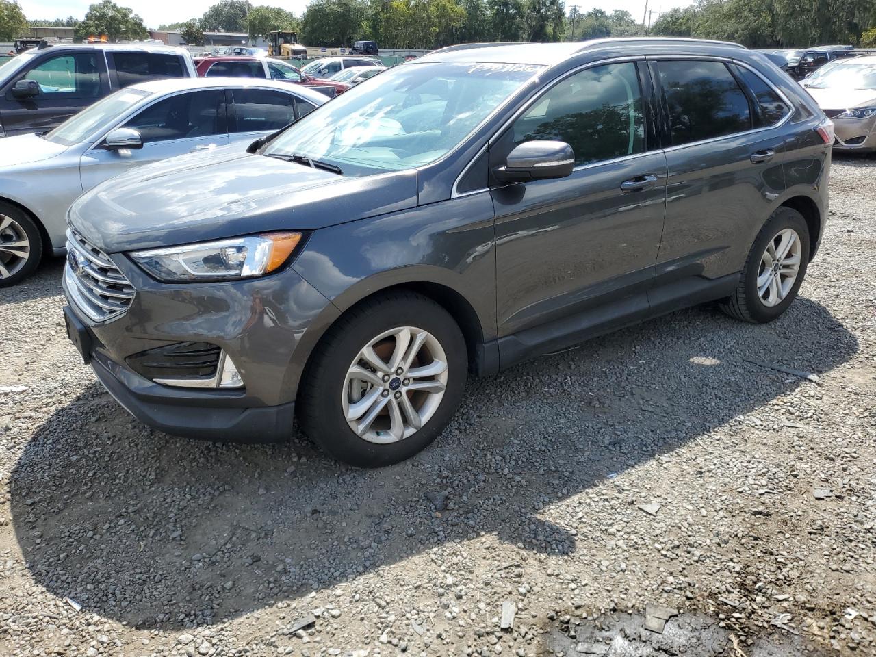 2019 Ford Edge - Image 1