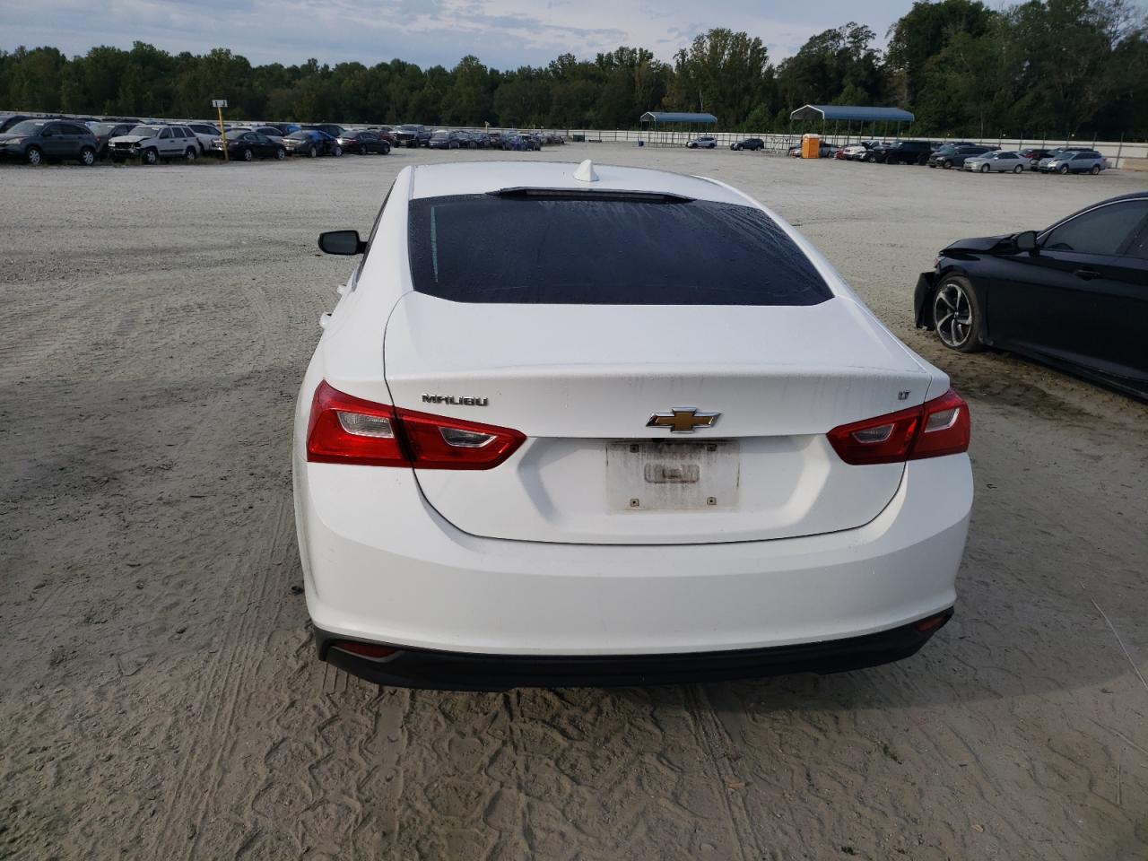 1G1ZD5ST9JF130754 2018 Chevrolet Malibu Lt