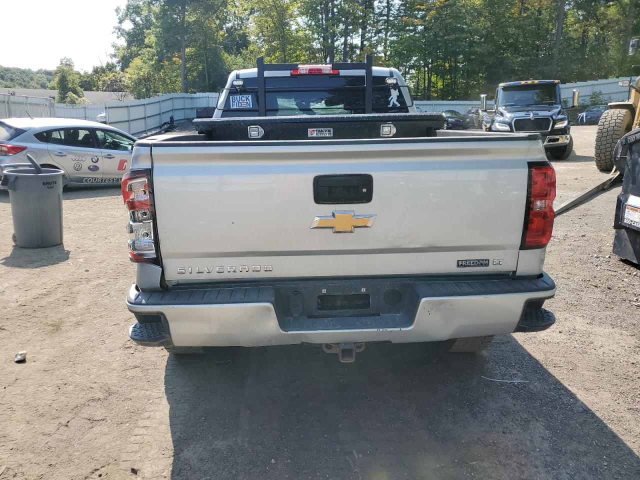 1GCVKREC8HZ326935 2017 Chevrolet Silverado K1500 Lt