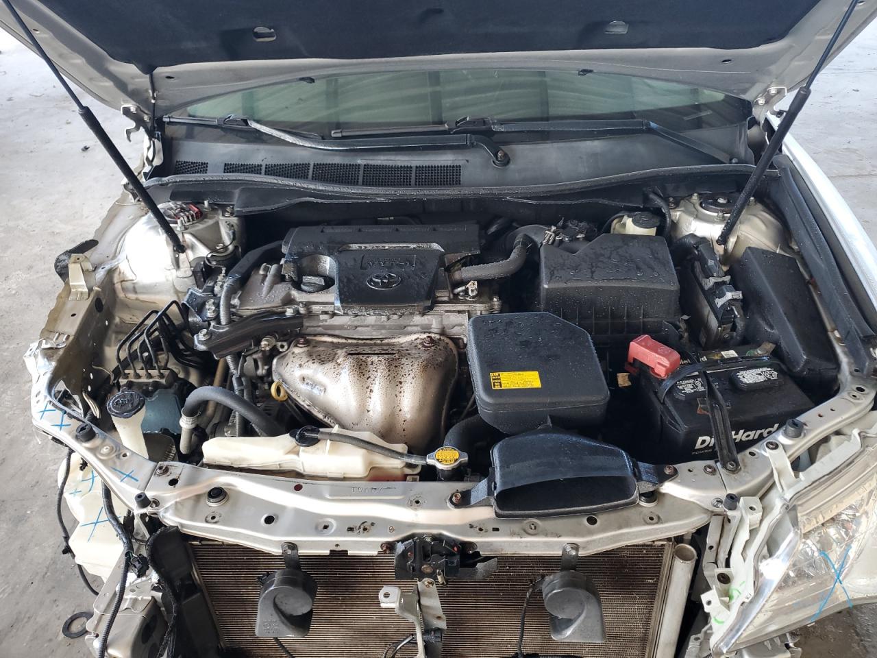 2014 Toyota Camry - Image 11