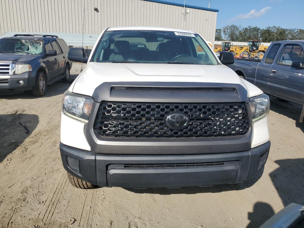 5TFUM5F16KX083995 2019 Toyota Tundra Double Cab Sr