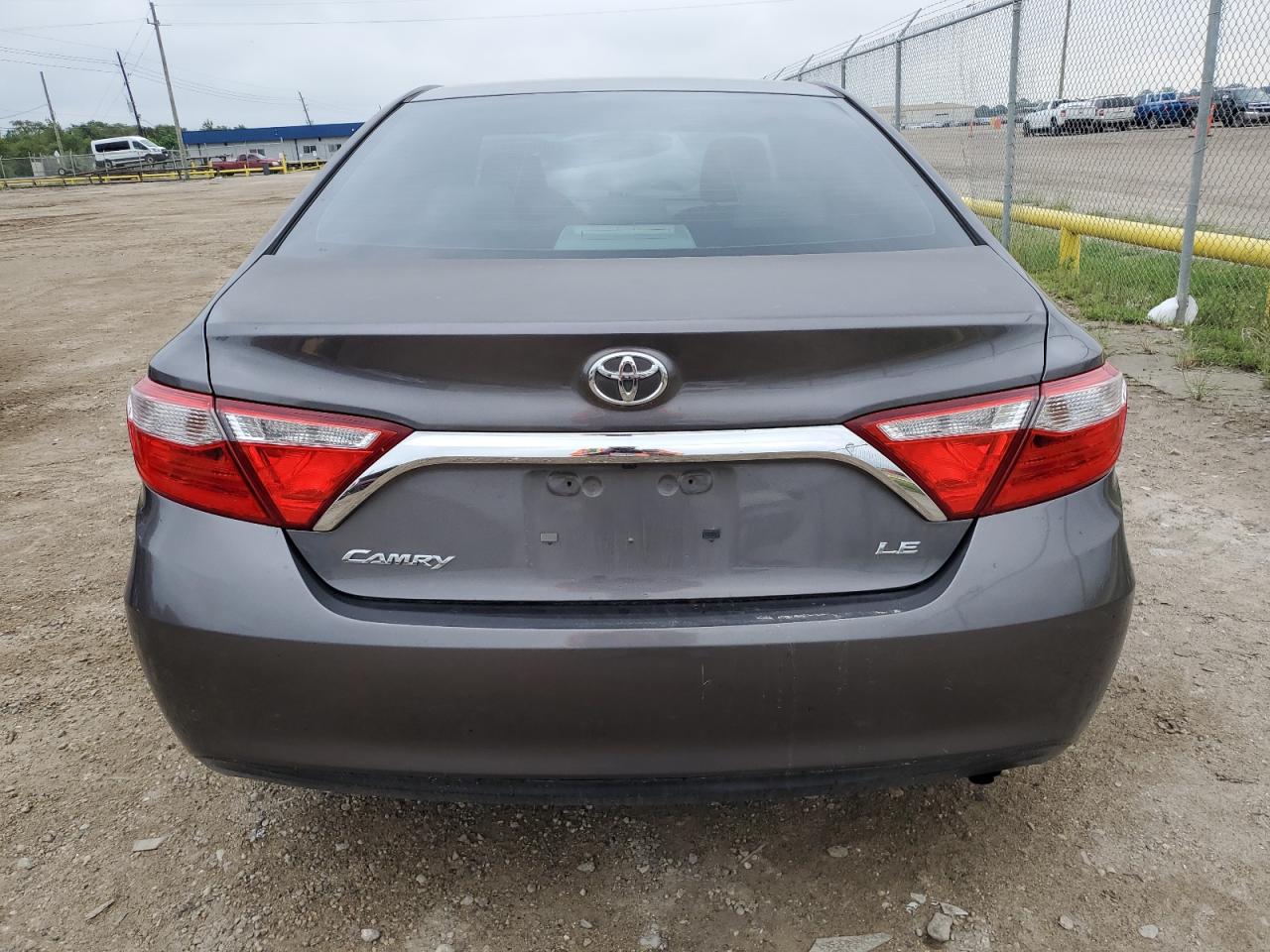 2015 Toyota Camry Le VIN: 4T4BF1FKXFR475504 Lot: 70189624