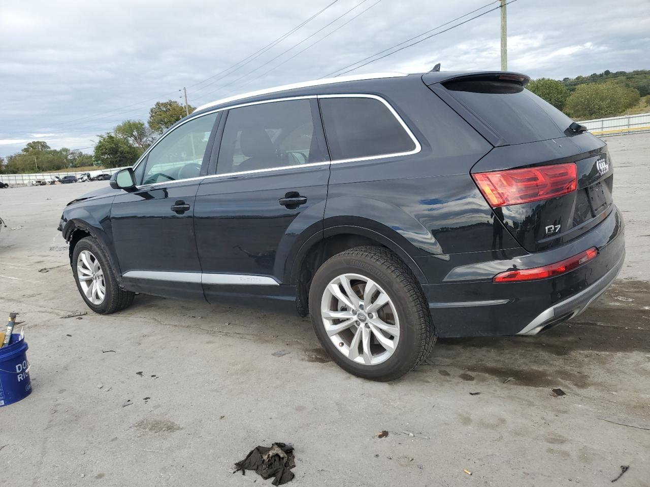 WA1LAAF7XJD027179 2018 AUDI Q7 - Image 2