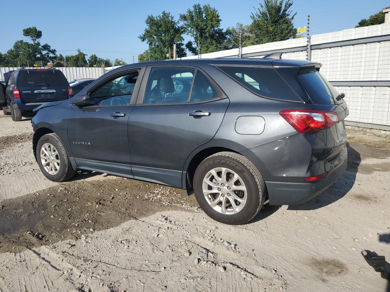 2GNAX5EV2L6207512 2020 CHEVROLET EQUINOX - Image 2