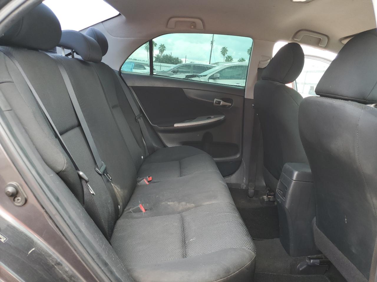 2010 Toyota Corolla - Image 10