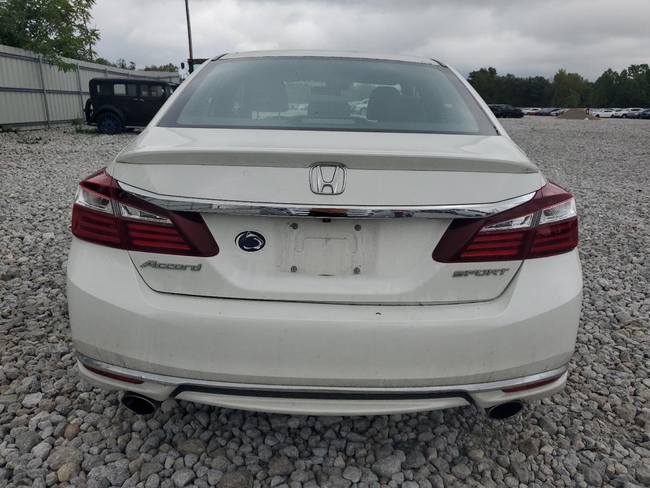 1HGCR2F62HA222685 2017 Honda Accord Sport