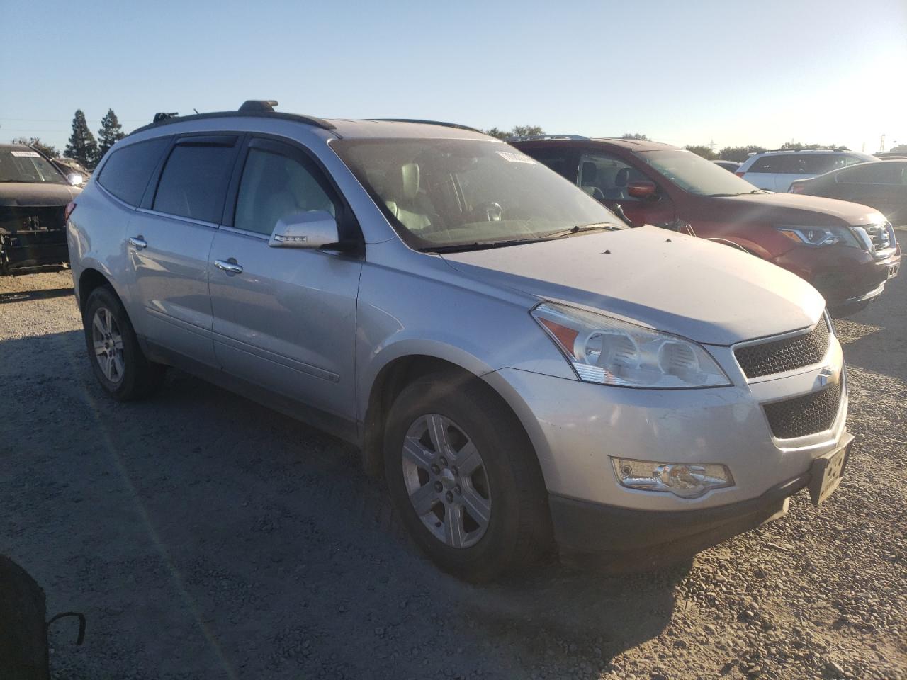 2010 Chevrolet Traverse - Image 4