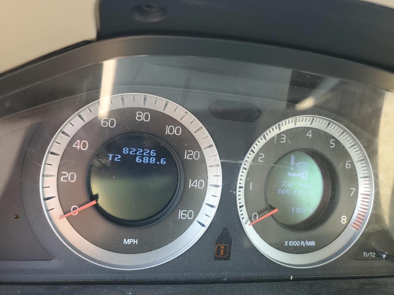 2010 Volvo S80 - Image 9