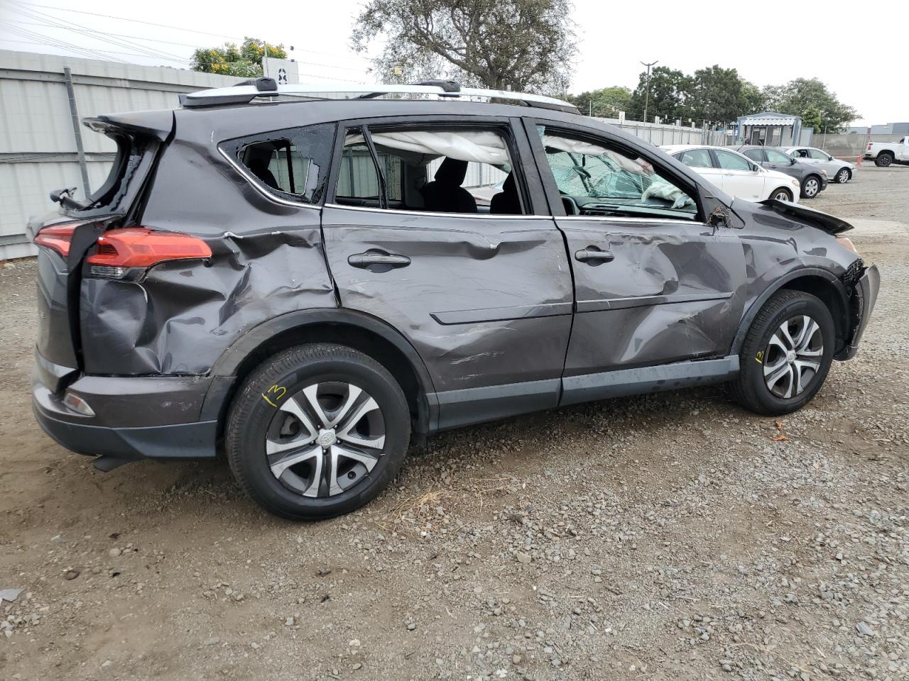 VIN 2T3ZFREV8GW284630 2016 TOYOTA RAV4 no.3