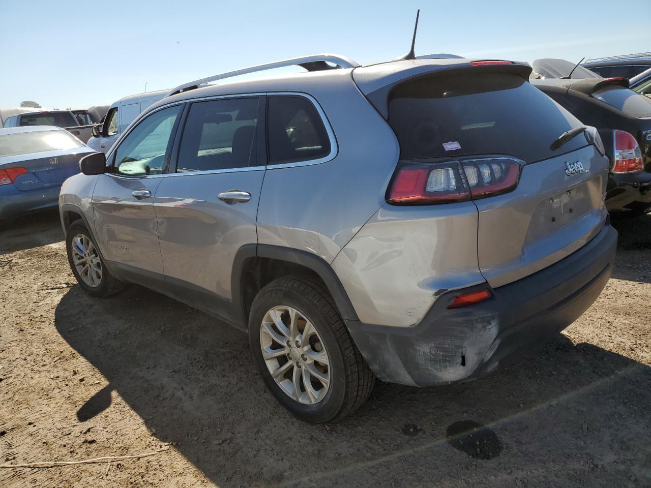 2019 Jeep Cherokee Latitude VIN: 1C4PJLCBXKD265109 Lot: 69803624