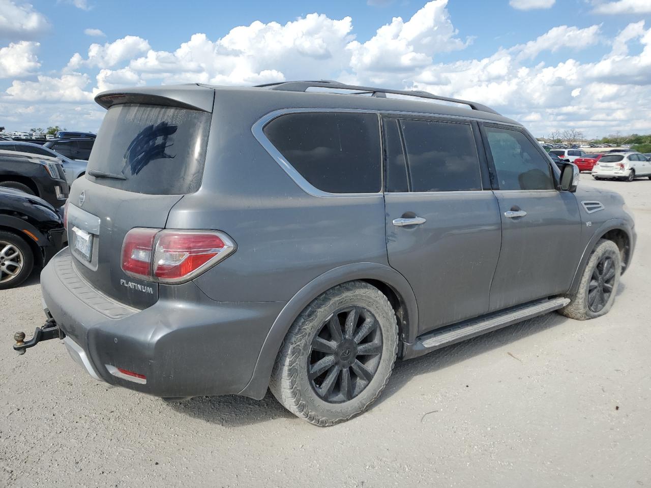 2018 Nissan Armada - Image 3