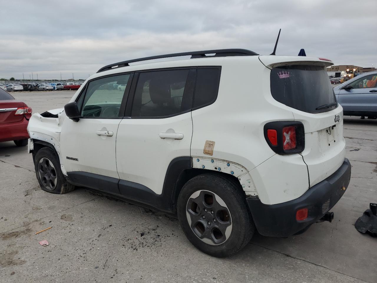 ZACCJAAT1GPD86733 2016 JEEP RENEGADE - Image 2