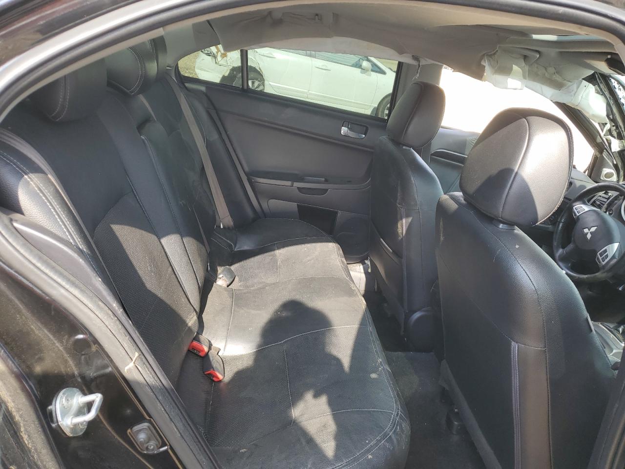 2015 Mitsubishi Lancer - Image 10