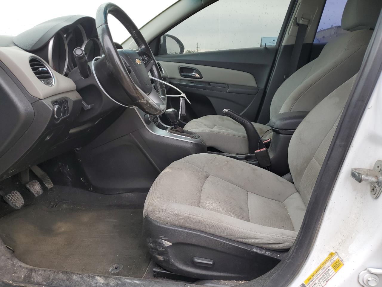 2012 Chevrolet Cruze - Image 7
