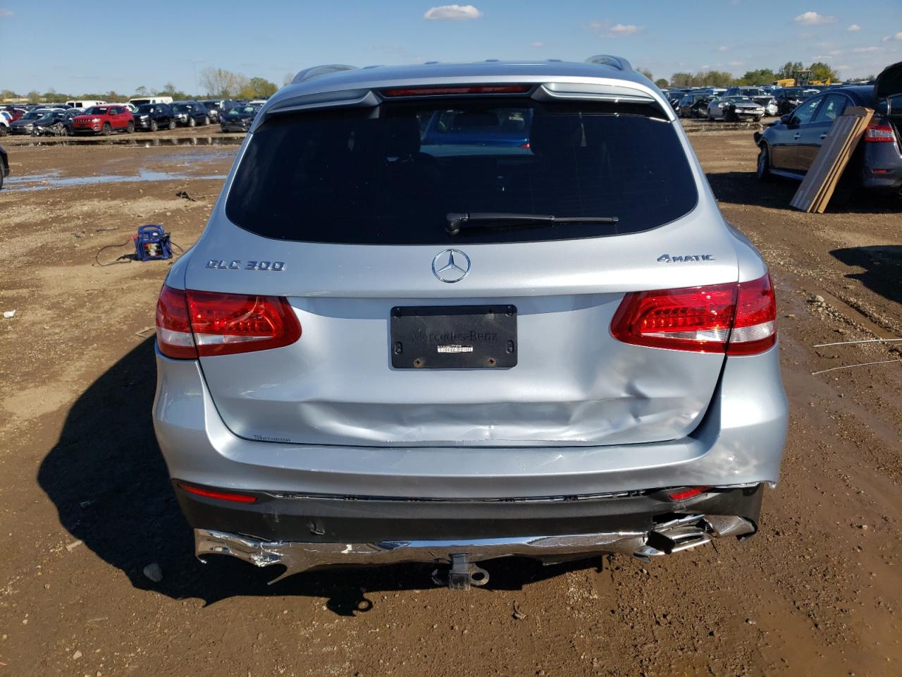 WDC0G4KB4HF250748 2017 Mercedes-Benz Glc 300 4Matic