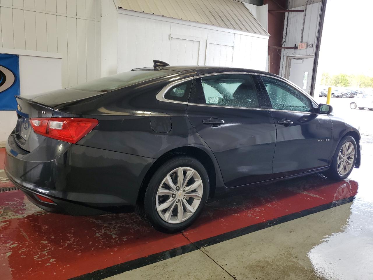 2023 Chevrolet Malibu - Image 3