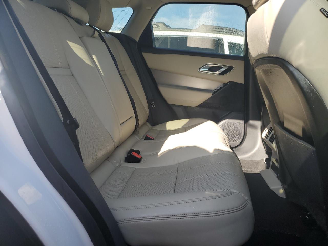 2019 Land Rover Range Rover Velar S VIN: SALYB2EX1KA206805 Lot: 73778914