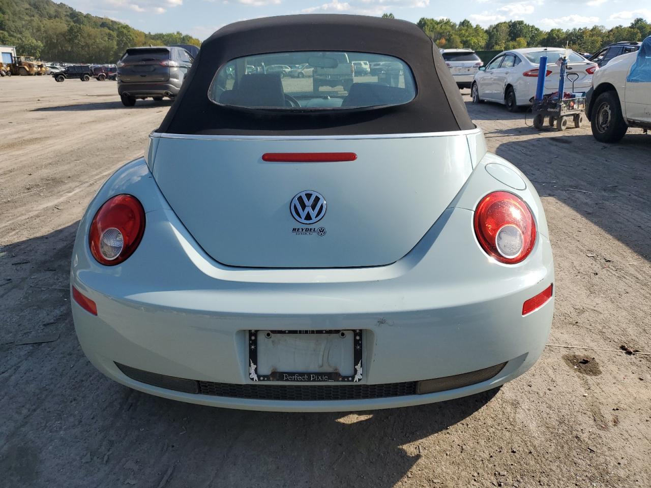 2006 Volkswagen New Beetle Convertible Option Package 1 VIN: 3VWRG31Y36M331926 Lot: 70922504