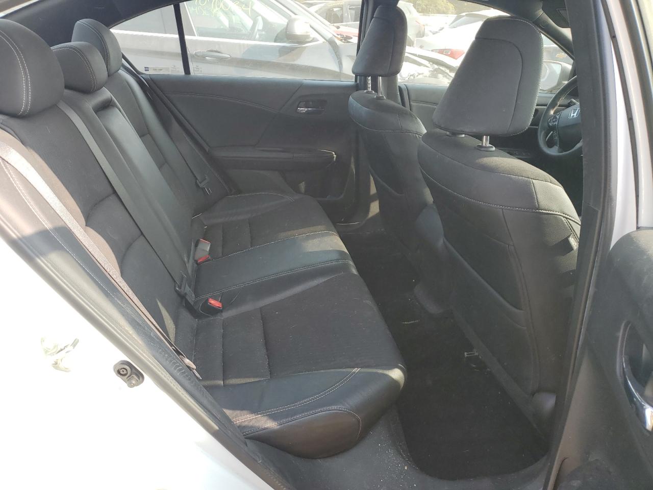 2017 Honda Accord - Image 10
