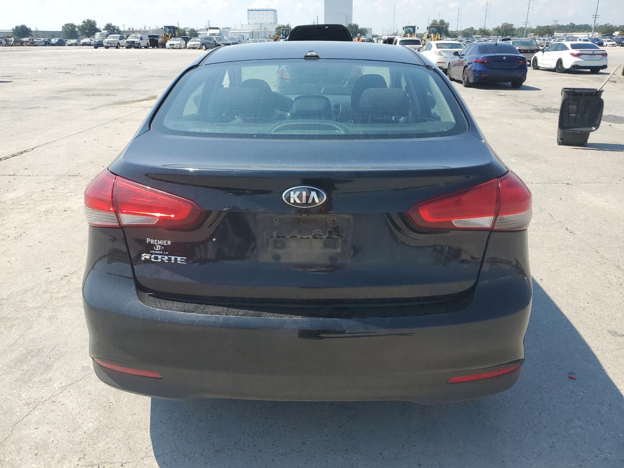 2018 Kia Forte Lx VIN: 3KPFK4A70JE270460 Lot: 72196794