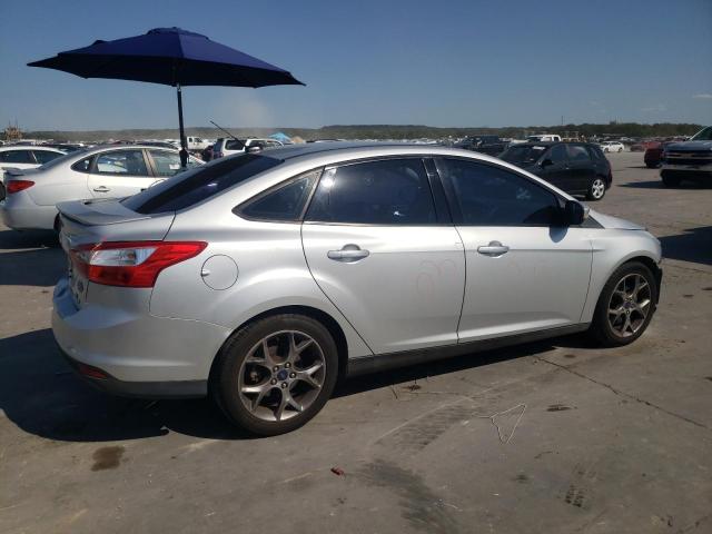 Sedans FORD FOCUS 2014 Silver