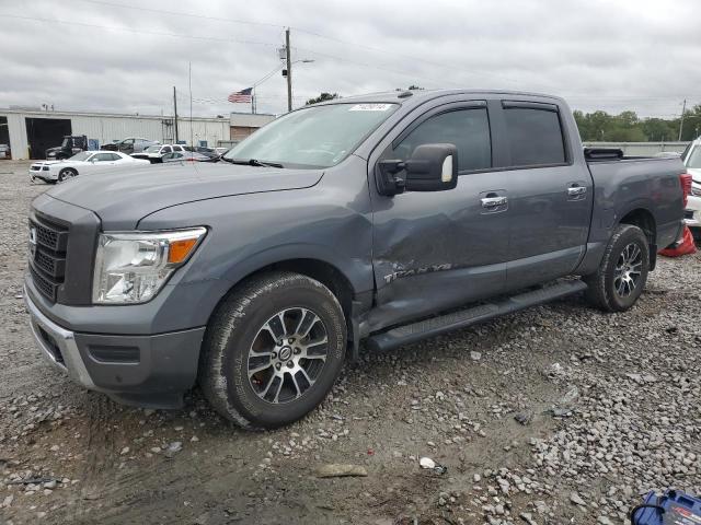 2020 Nissan Titan Sv