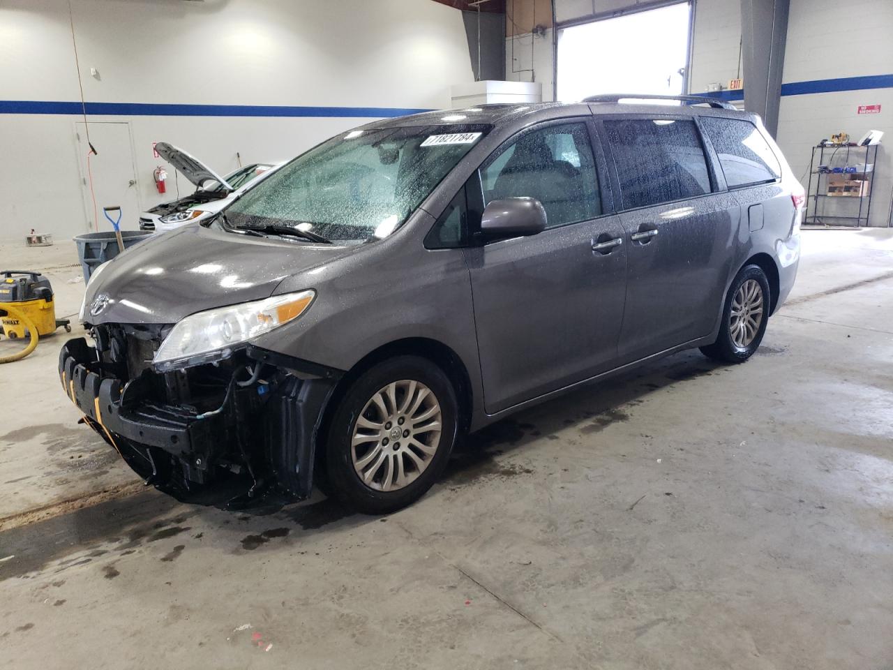 2015 Toyota Sienna Xle VIN: 5TDYK3DC8FS551253 Lot: 71821784