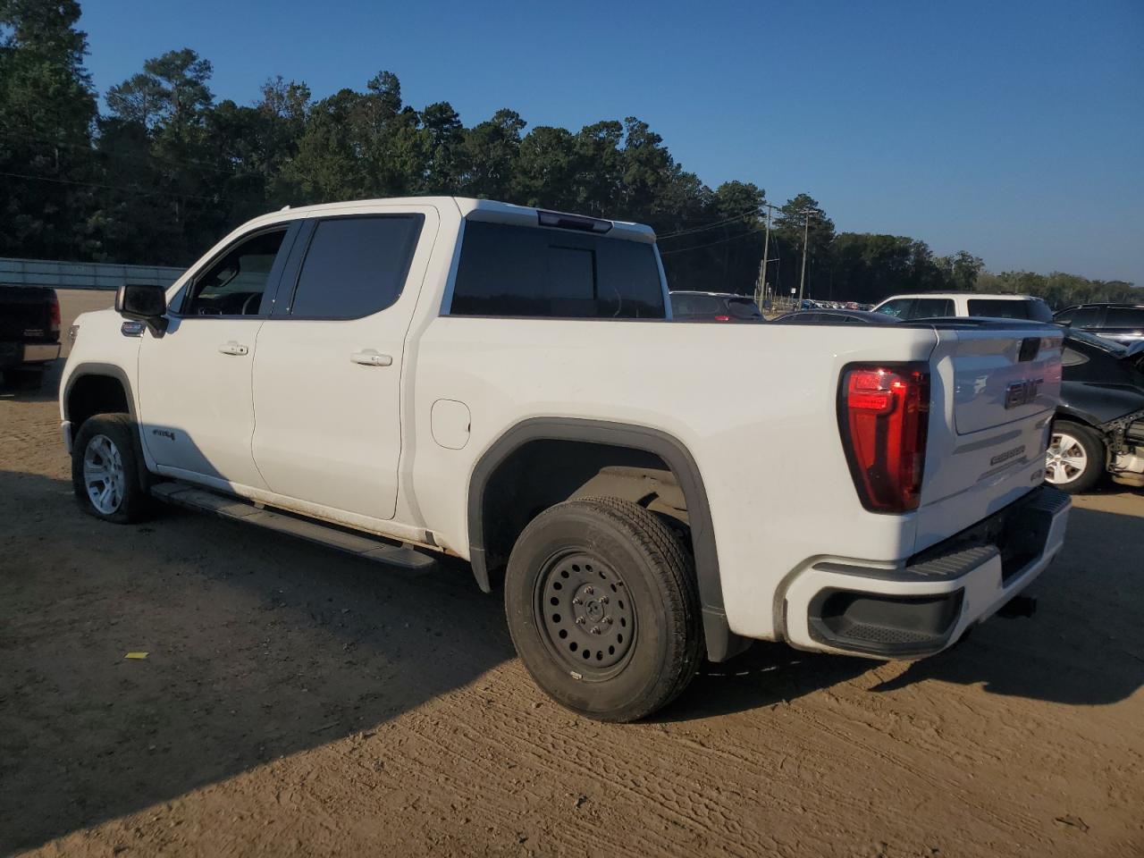 2020 GMC Sierra - Image 2