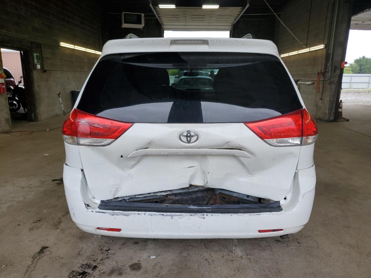 5TDKK3DC7DS360216 2013 Toyota Sienna Le