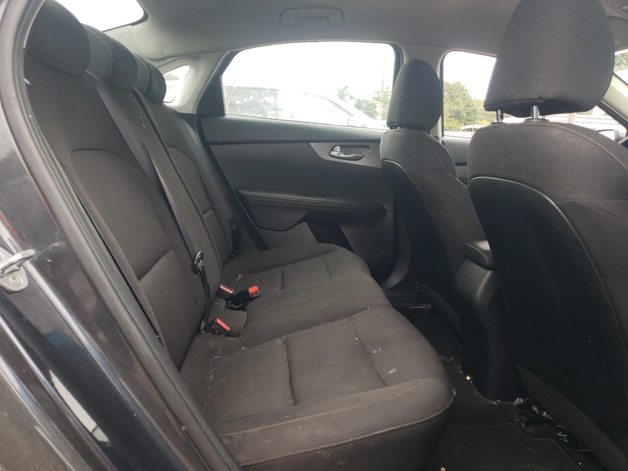 2019 Kia Forte - Image 10