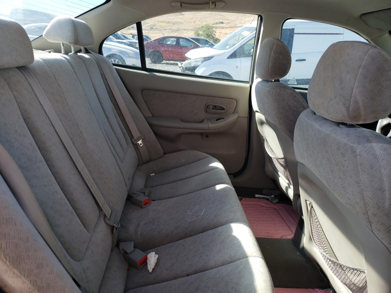 2006 Hyundai Elantra - Image 10