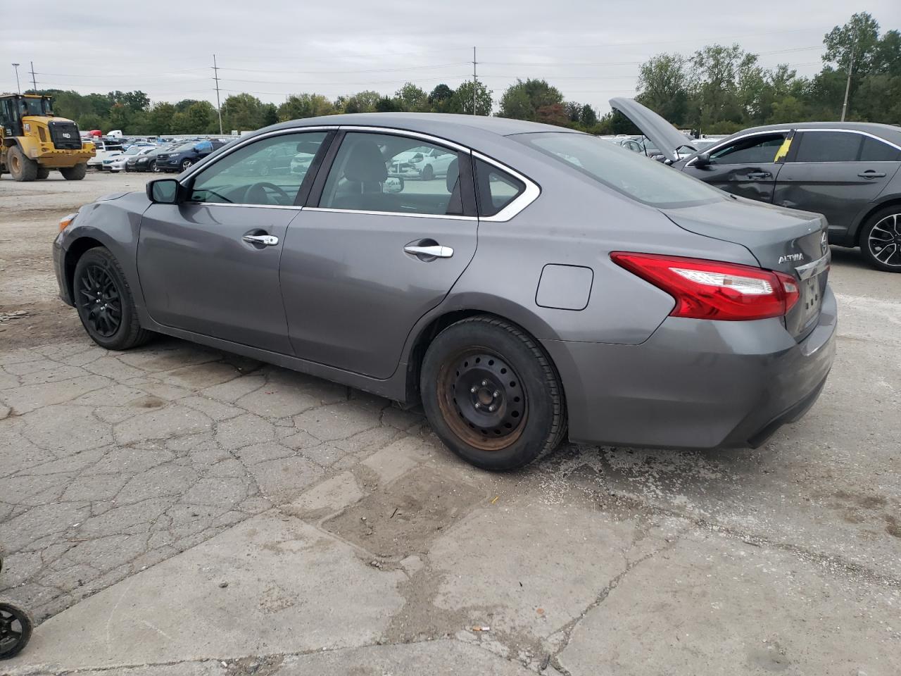 1N4AL3AP8HN350540 2017 NISSAN ALTIMA - Image 2