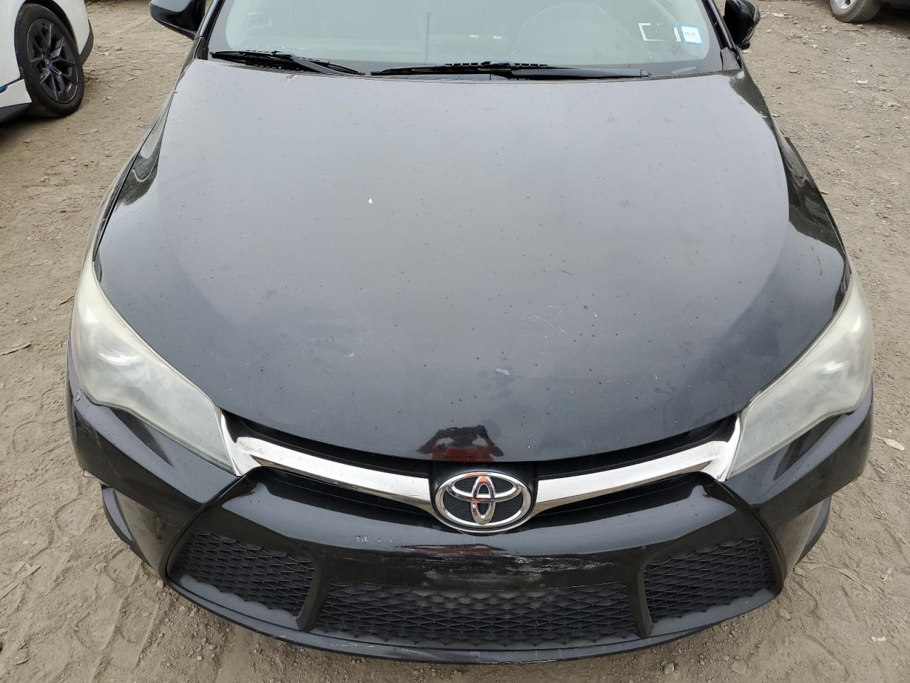 2015 Toyota Camry Le VIN: 4T1BF1FK9FU113772 Lot: 73056424