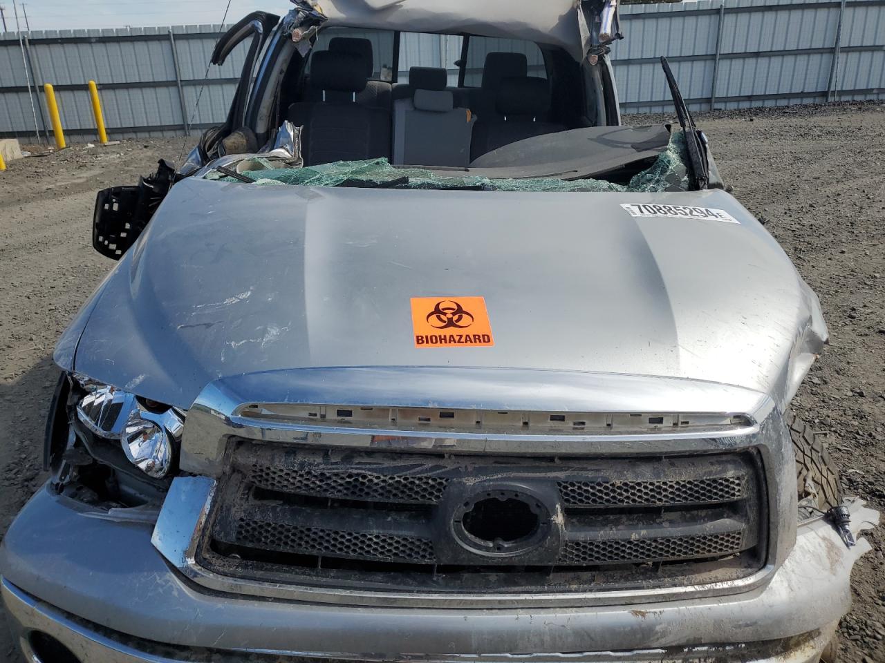 2011 Toyota Tundra - Image 12