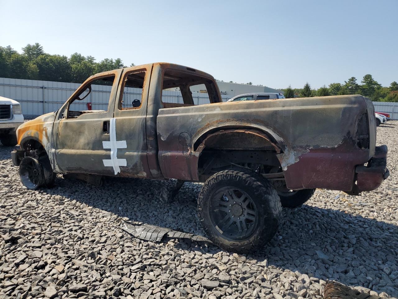 2005 Ford F250 - Image 2