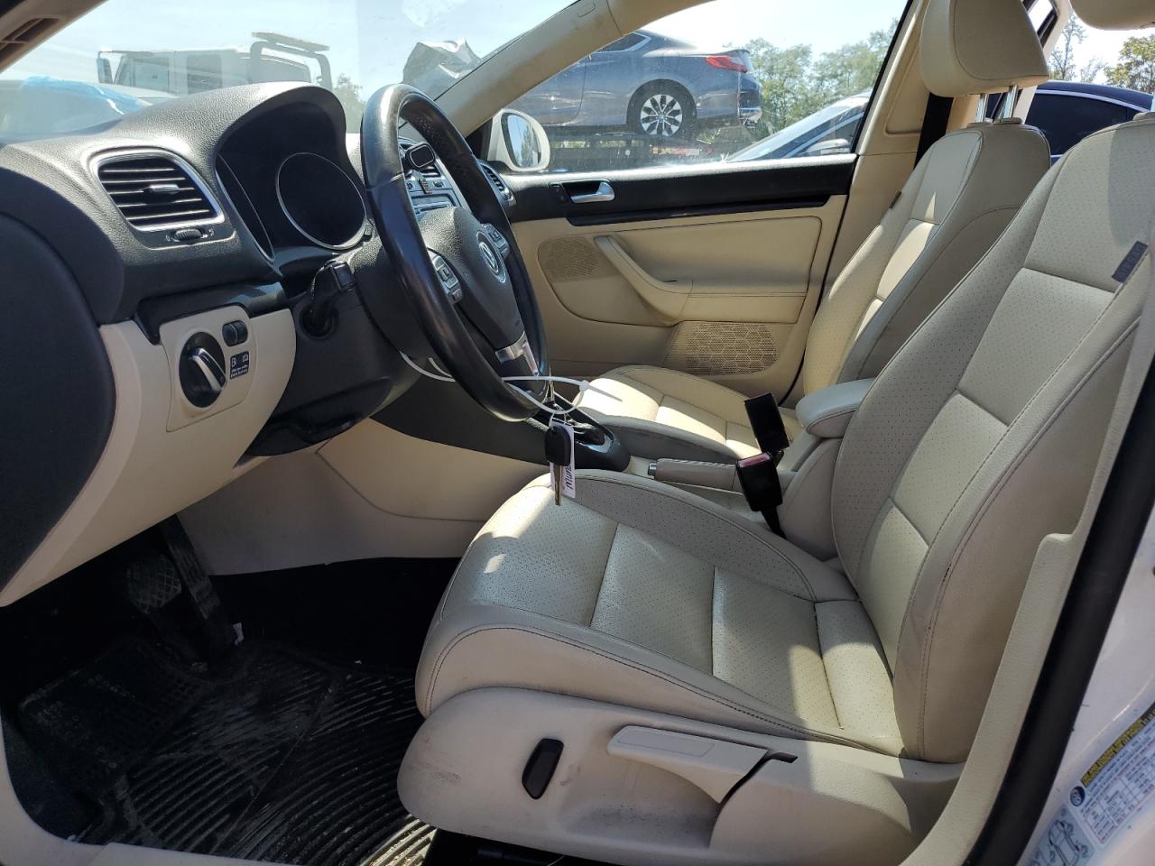 2011 Volkswagen Jetta Tdi VIN: 3VWPL7AJXBM699799 Lot: 70021254