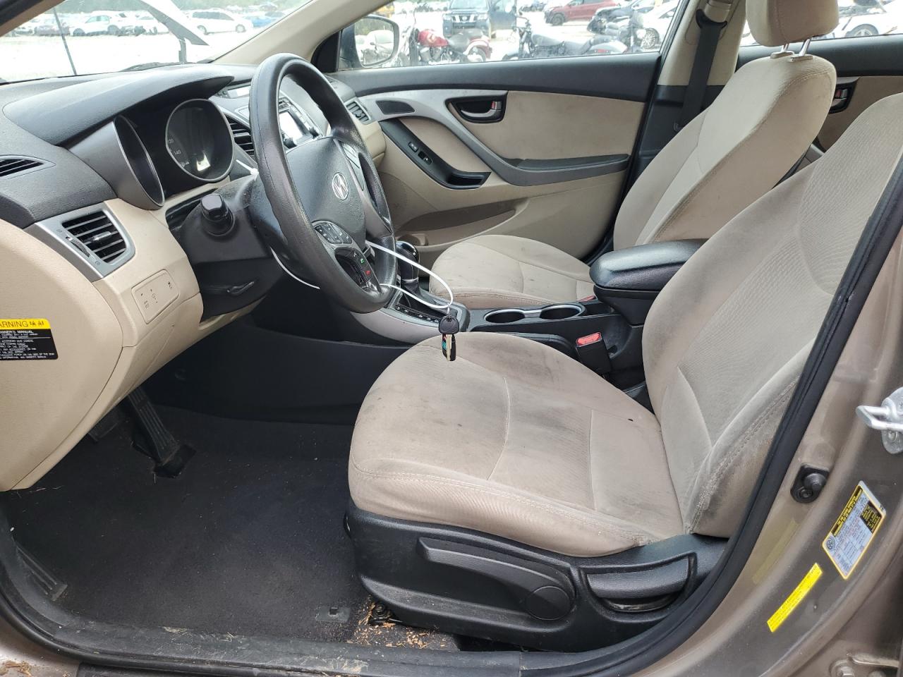 5NPDH4AE2EH515703 2014 Hyundai Elantra Se