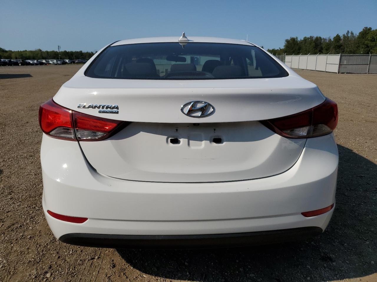 KMHDH4AE9GU613728 2016 Hyundai Elantra Se