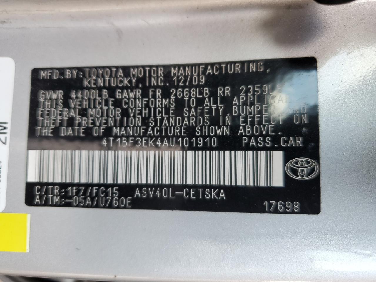 2010 Toyota Camry - Image 12