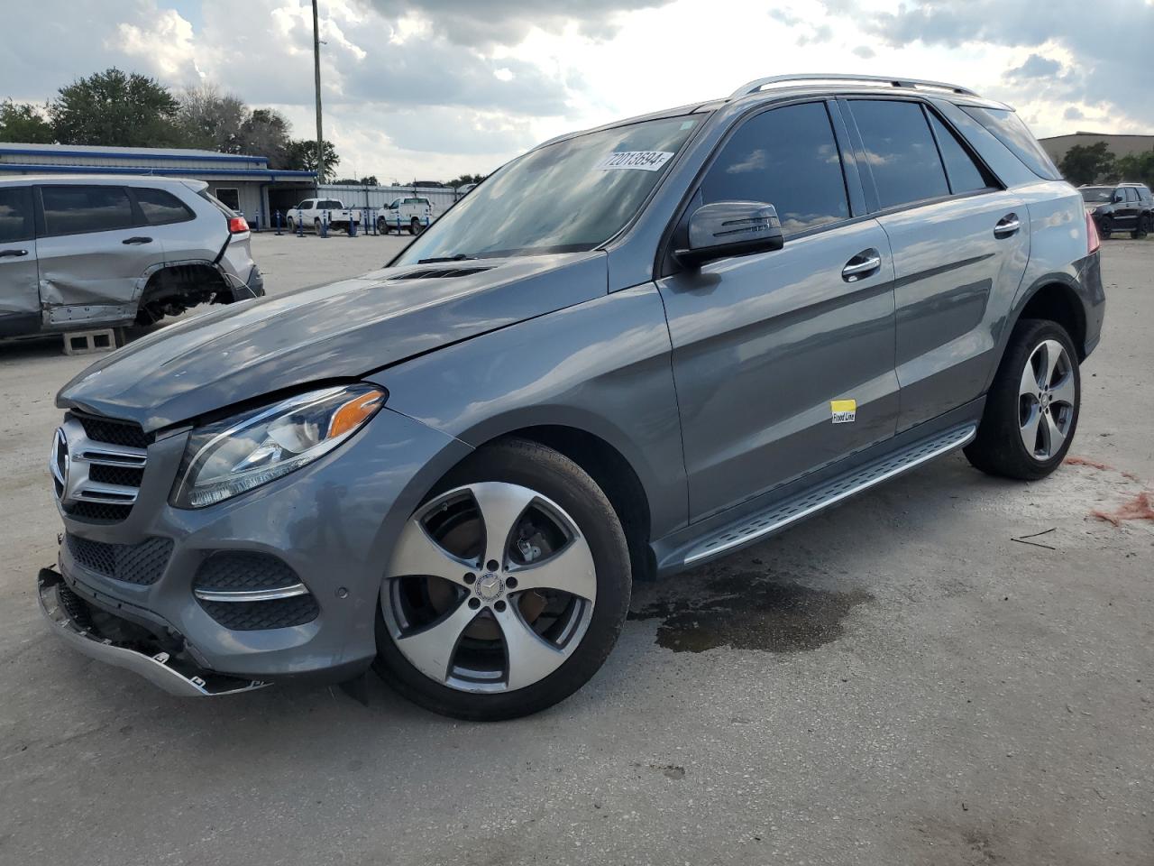 4JGDA5JBXHA903995 2017 MERCEDES-BENZ GLE - Image 1