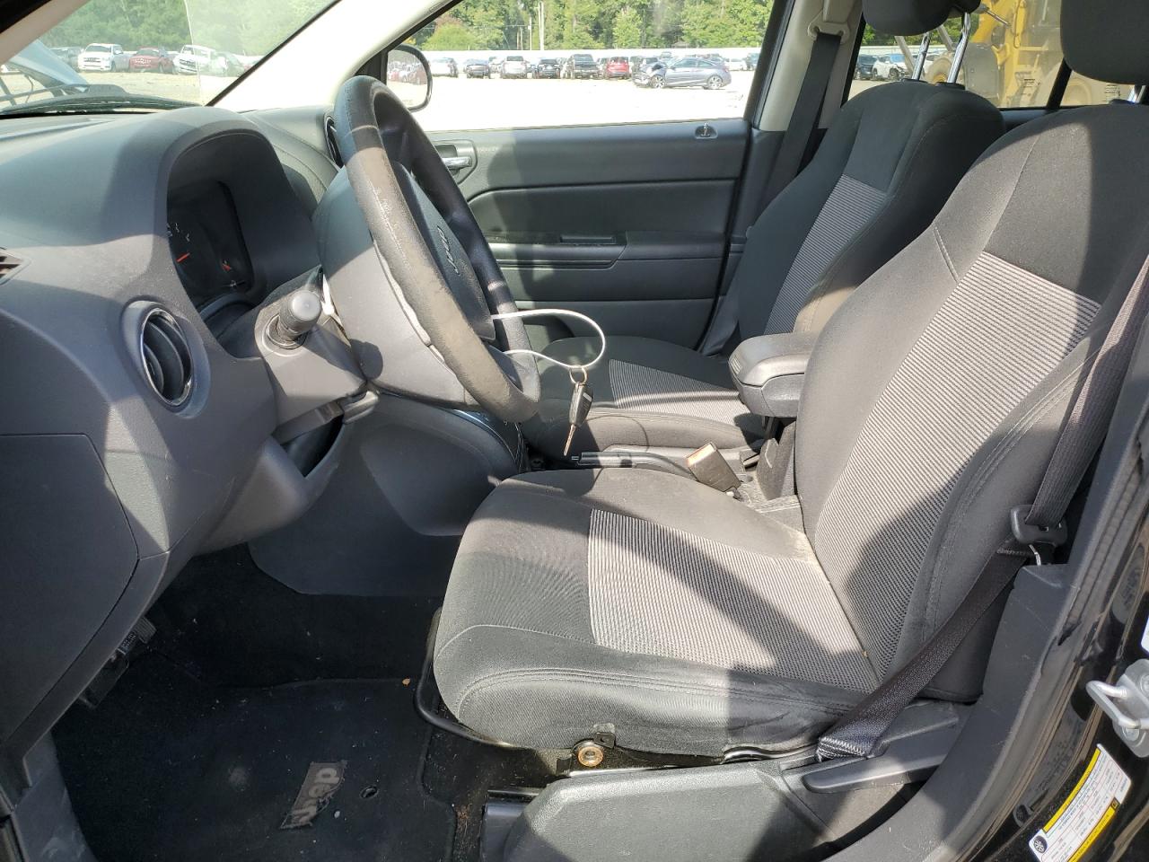 2010 Jeep Compass Sport VIN: 1J4NT4FB4AD560444 Lot: 70024174