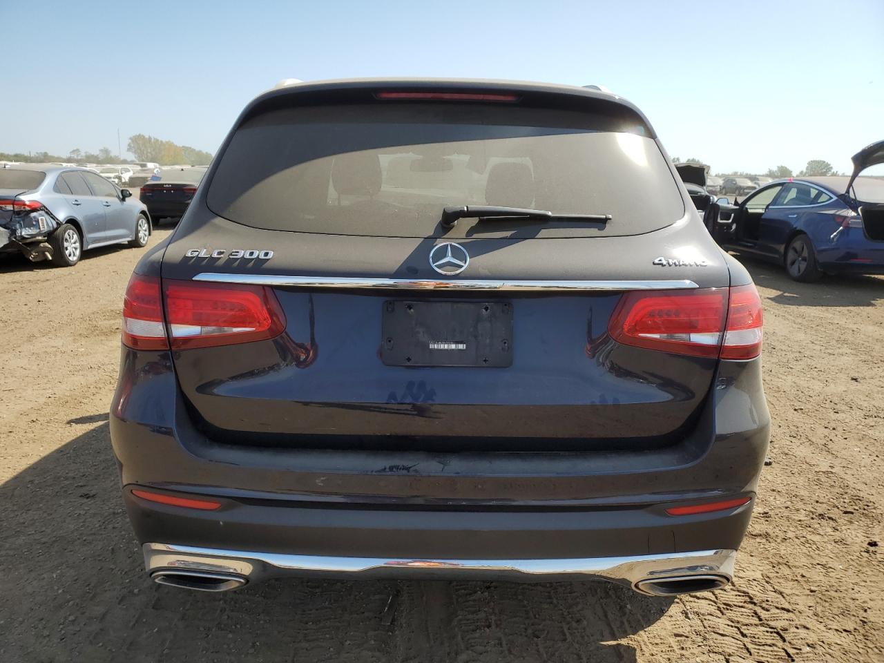 WDC0G4KB3HF263345 2017 Mercedes-Benz Glc 300 4Matic