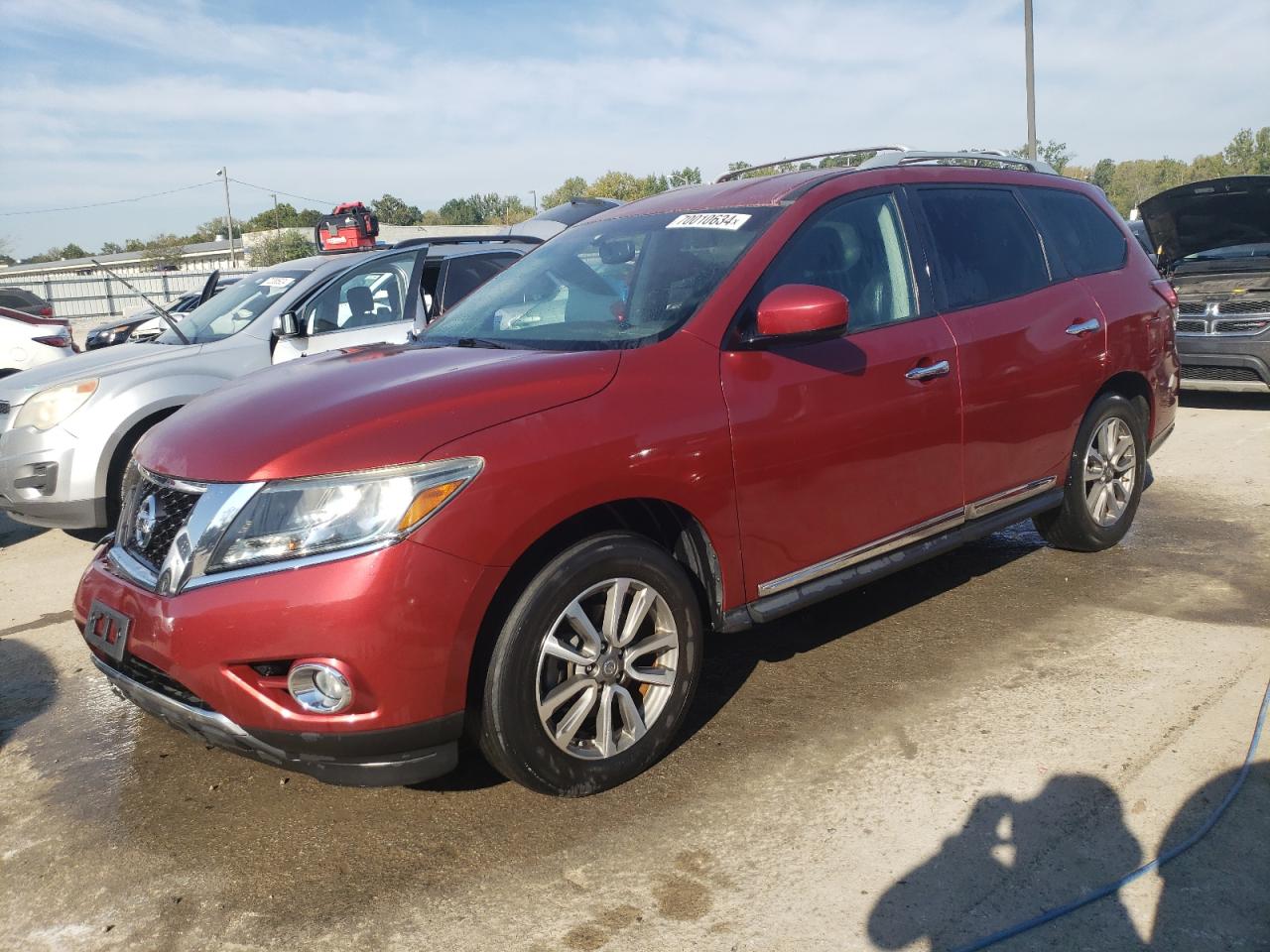 2013 Nissan Pathfinder - Image 1