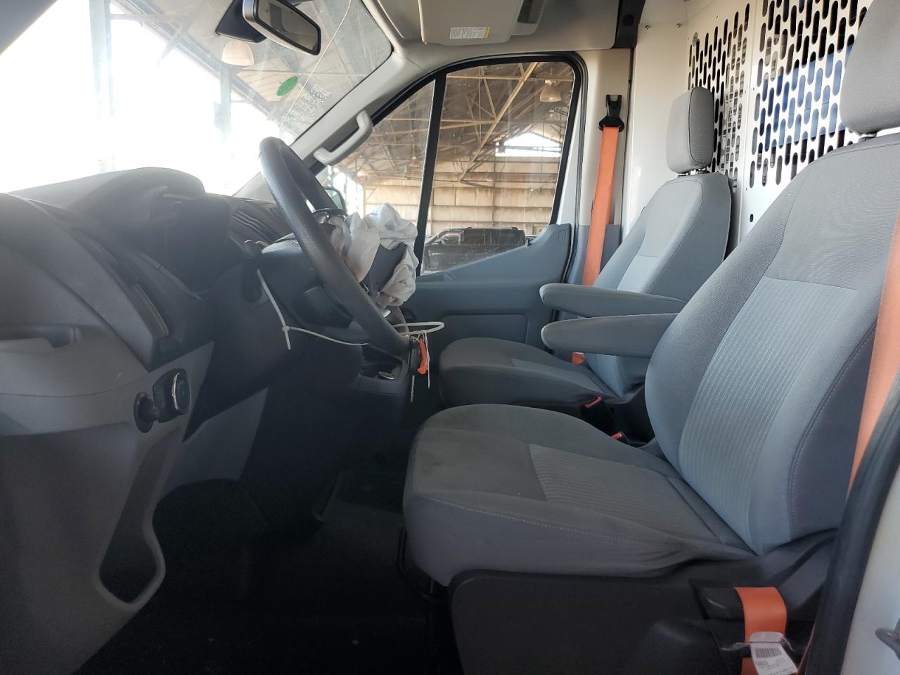 1FTYR2CM3KKB77071 2019 Ford Transit T-250