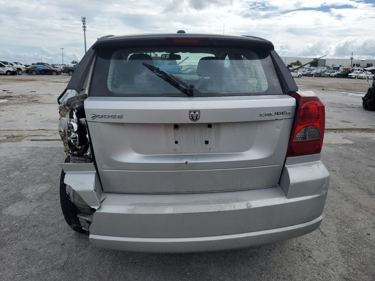 1B3CB5HA1BD293938 2011 Dodge Caliber Heat